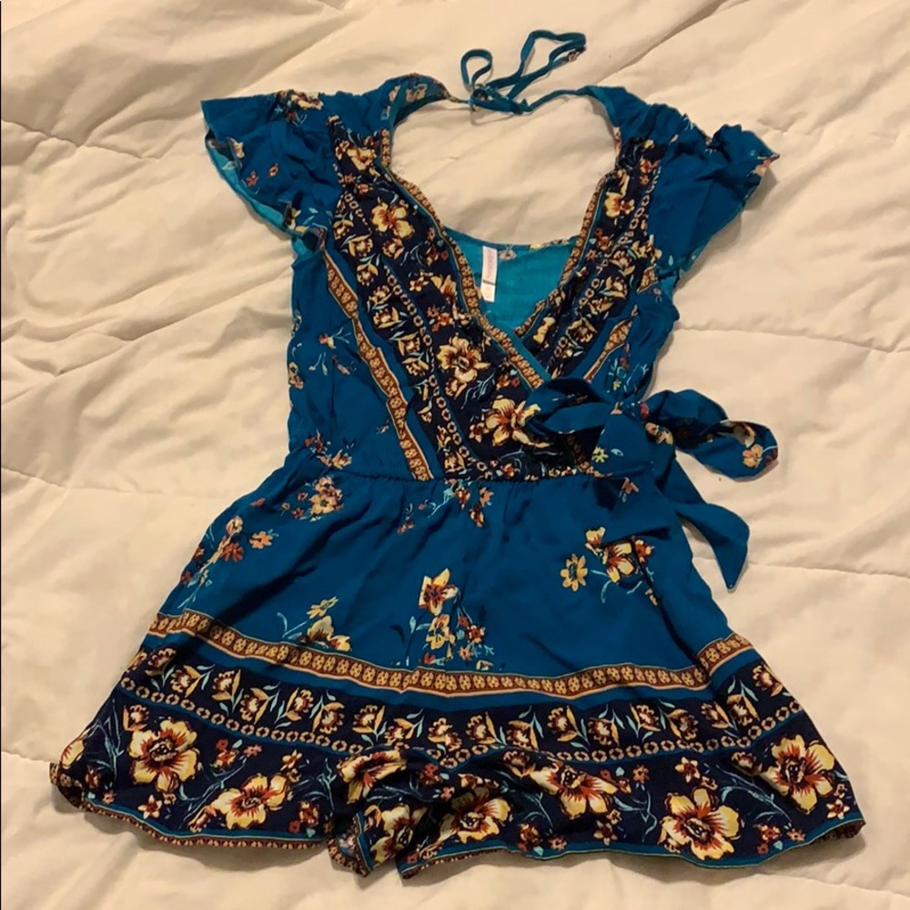 Floral blue romper